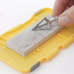 Mechanical broad head sharpening system