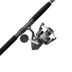 Pursuit® V Travel Spinning Combo - MH (6000)^Penn Outlet